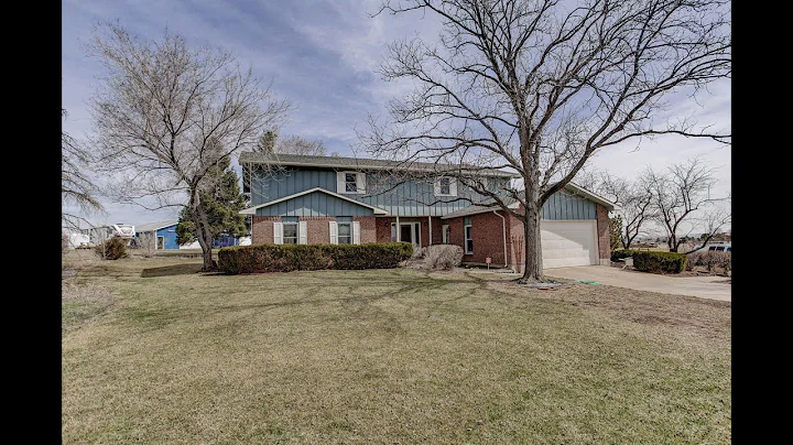 Judith Whitaker presents 9625 Phillips Rd Lafayett...