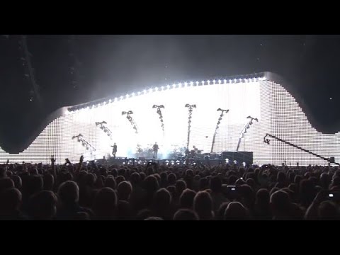 GENESIS - Duke's Intro / Turn it on again (live in Düsseldorf
