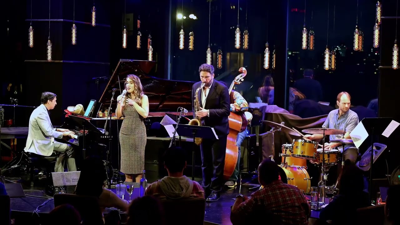 Alex Pastrana at Dizzys Club