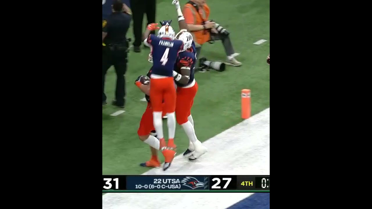 UTSA scores wild late TD to stay undefeated 👀 | #Shorts