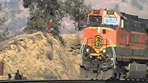 BNSF Intermodal at Walong; and the Tehachapi Loop