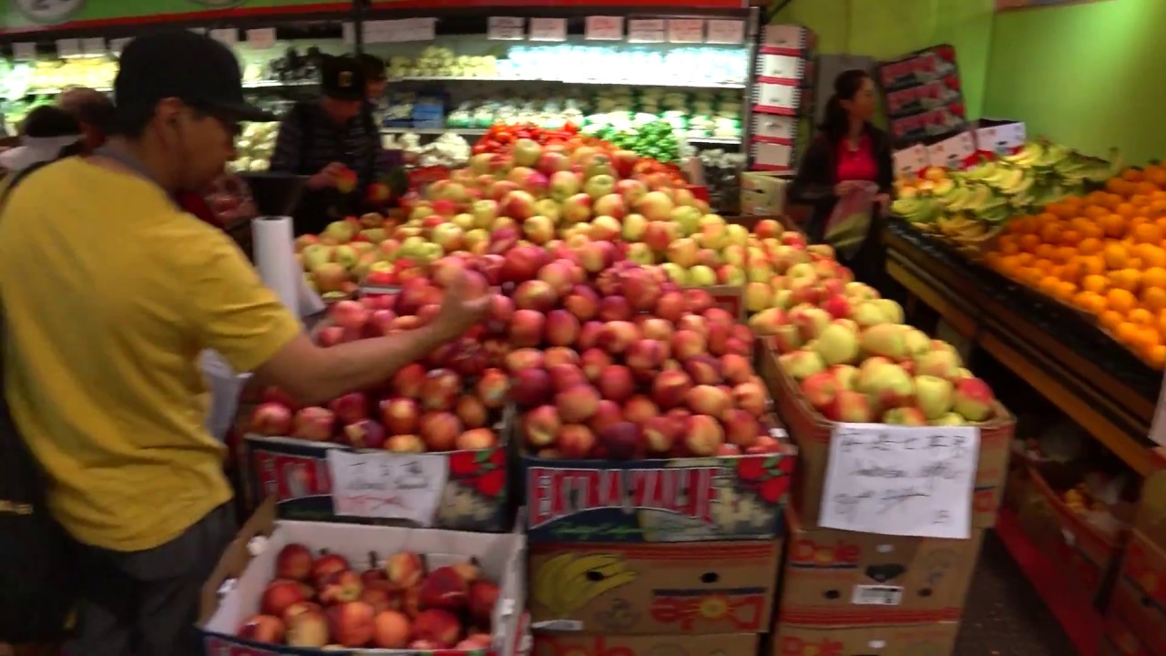 Stroll around The Crystal Mall, Burnaby 麗晶廣場 YouTube