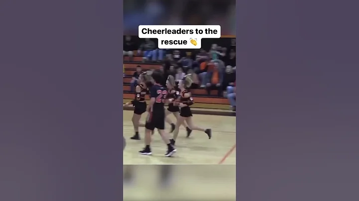 Cheerleaders al rescate 👏 #shorts | ESPN Deportes