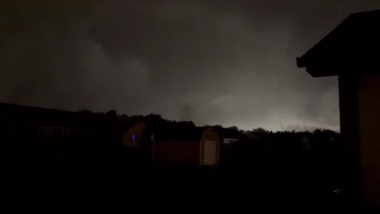 Laurel County tornado forming in sky - YouTube