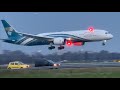 LATE NIGHT LANDING BOEING 787 OMAN AIR MUSCAT TO AMSTERDAM LANDING SCHIPHOL AIRPORT A4OSJ AVIATION