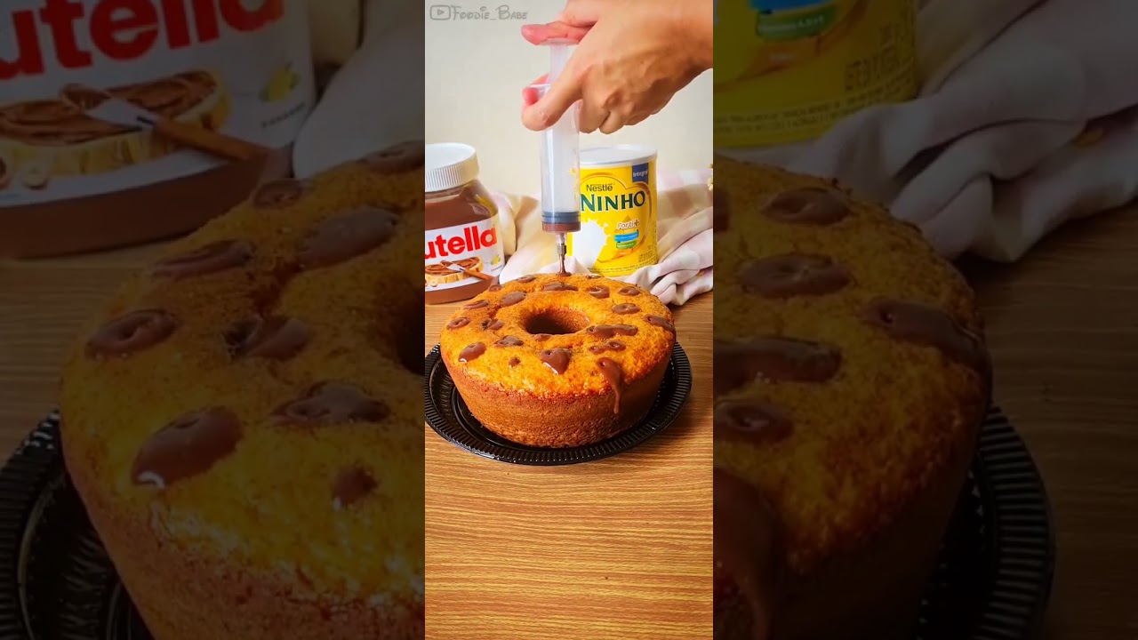 See how chocolate is being filled in the cake by injection😱 