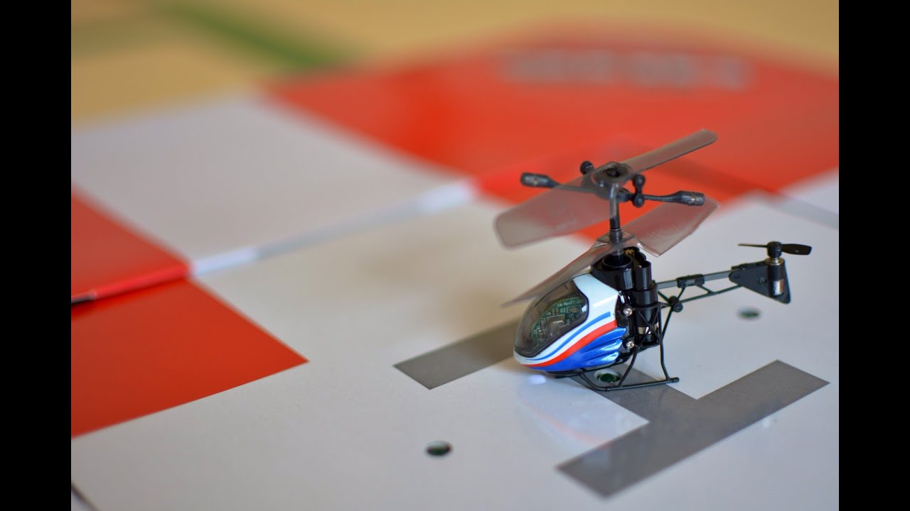 Nano Falcon α（世界最小のトイヘリ）