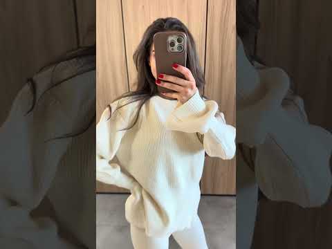 Женский вязаный костюм с вискозой (Marlowe), Молочный, XS-M, видео 3