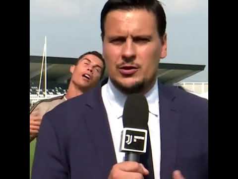 لقطة غريبة من كريستيانو خلف م راسل