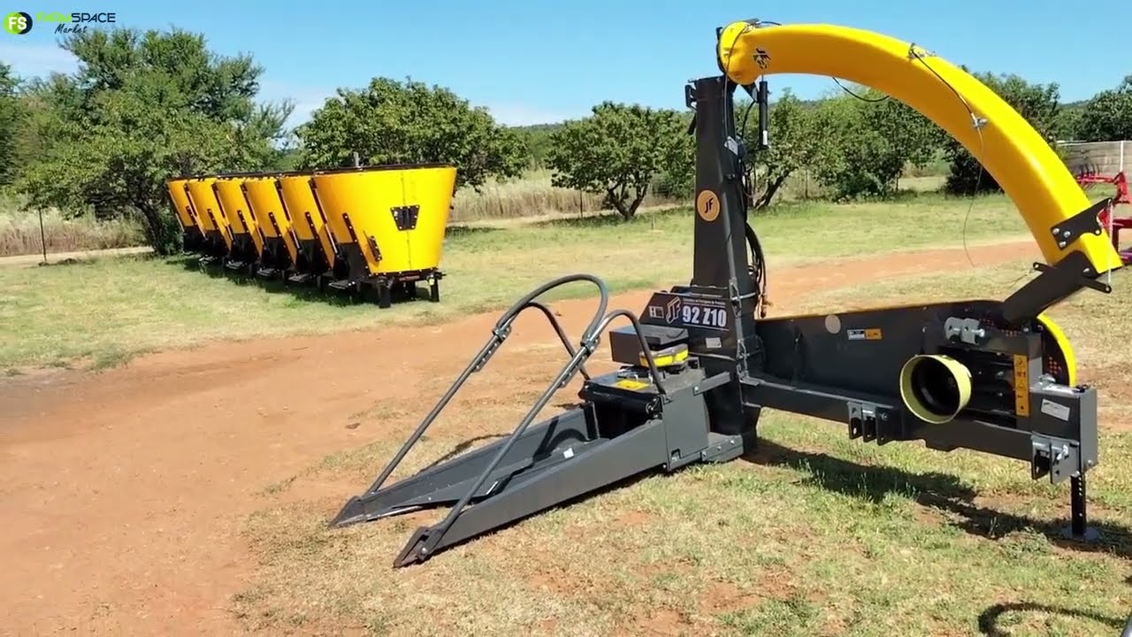 Staalmeester enkel ry kuilvoer kerwer op Farmspace Market. Poof! Daar het jy dit.