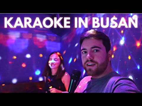 Exploring BUSAN | Gamcheon Village + first time trying Korean jjimjilbang spa!🇰🇷 한국 브이로그