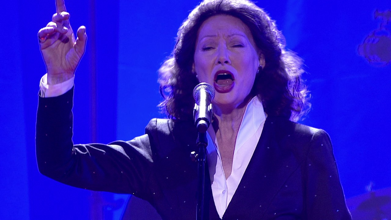 Åse Kleveland & The Salmon Smokers - First We Take Manhattan (Leonard Cohen-cover)