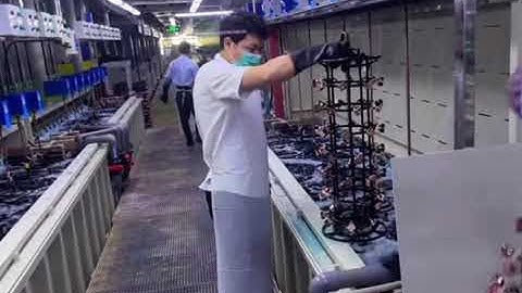 Golden perfume lid coloring process--metalizing. Perfume packaging