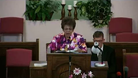 Special Music  sung by Susan Draper
