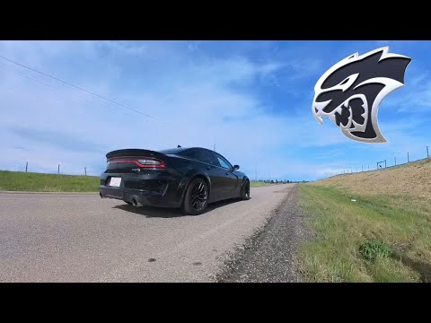 Dodge Charger Hellcat Widebody Roaring Exhaust Flybys!