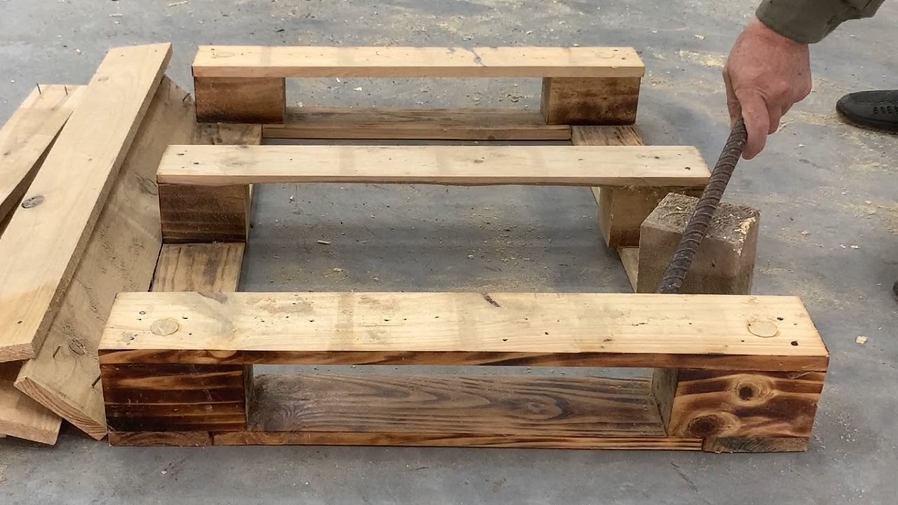 Ideas To Make Use Of Discarded Wooden Slats And Used Pallets