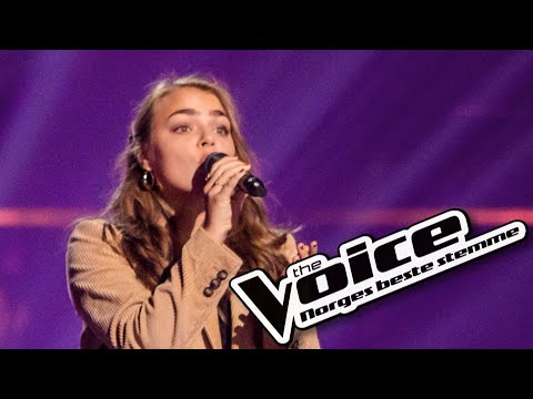 Cathrine Skaaheim | Water Under The Bridge (Adele) |Blind audition | The Voice Norway | S06