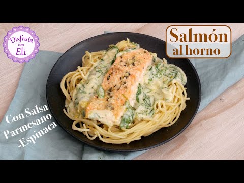 Video: Salmón Al Horno Con Salsa De Espinacas