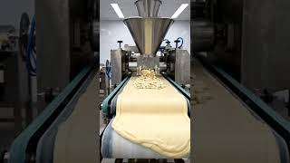 Kaju katli factory ke andar! 💎 #kajukatli #indiansweets #factory #satisfying #foodfactory #viral