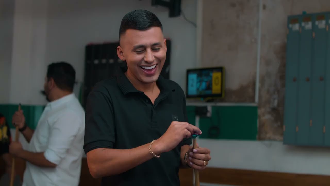 Watch SOY DIFERENTE - Sebastián Ayala (Video Oficial) on YouTube Watch SOY DIFERENTE - Sebastián Ayala (Video Oficial) on YouTube