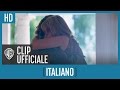 Vizio di forma - Ci vogliamo sedere? - Clip dal film | HD