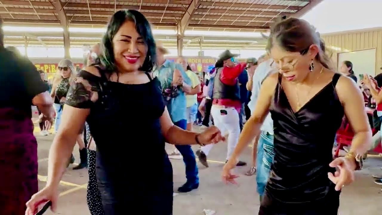 Baile en la pulga de Álamo Texas RGV 