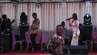 Download Lagu Lara's Divorce - Tika's Cover - New Emparu MP3