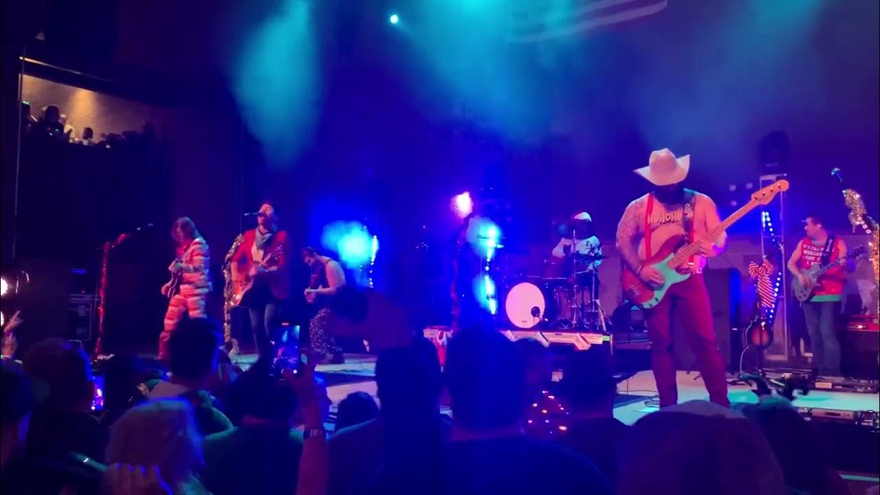 Shane Smith, and the Saints fire in the ocean Shane Smith, and the Saints fire in the ocean