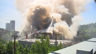 Crews battle 4-alarm apartment fire in downtown Portland