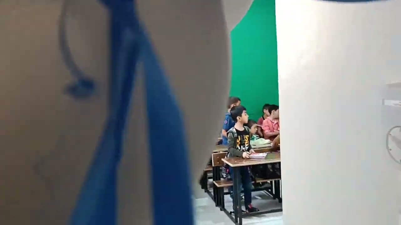 اليوم الأول في مؤسسة النخبة