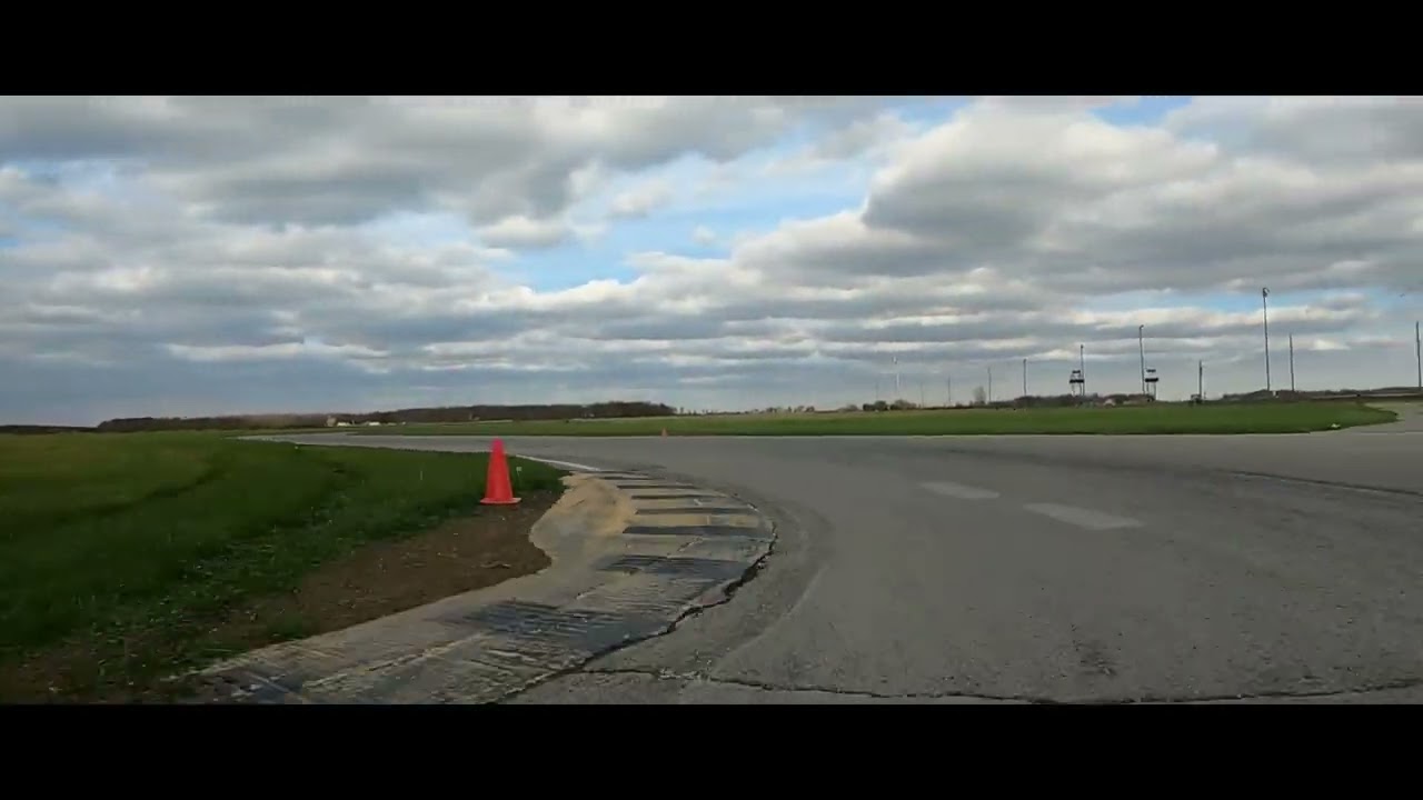 Second time on the track with the Saleen Mustang #90-59 