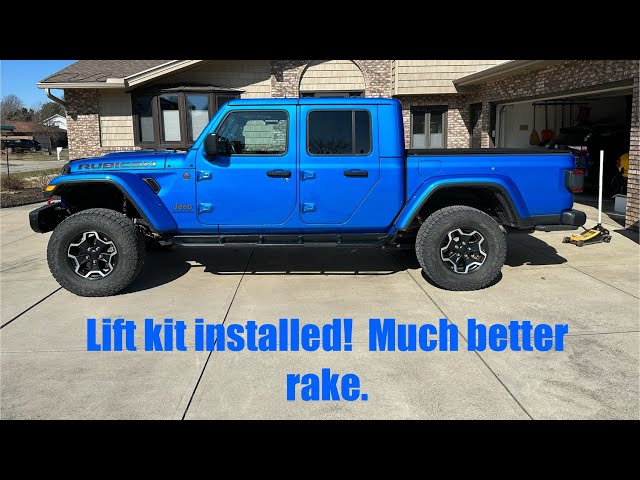 2020 Jeep JT Gladiator Rubicon - Going up! Installed Rough Country