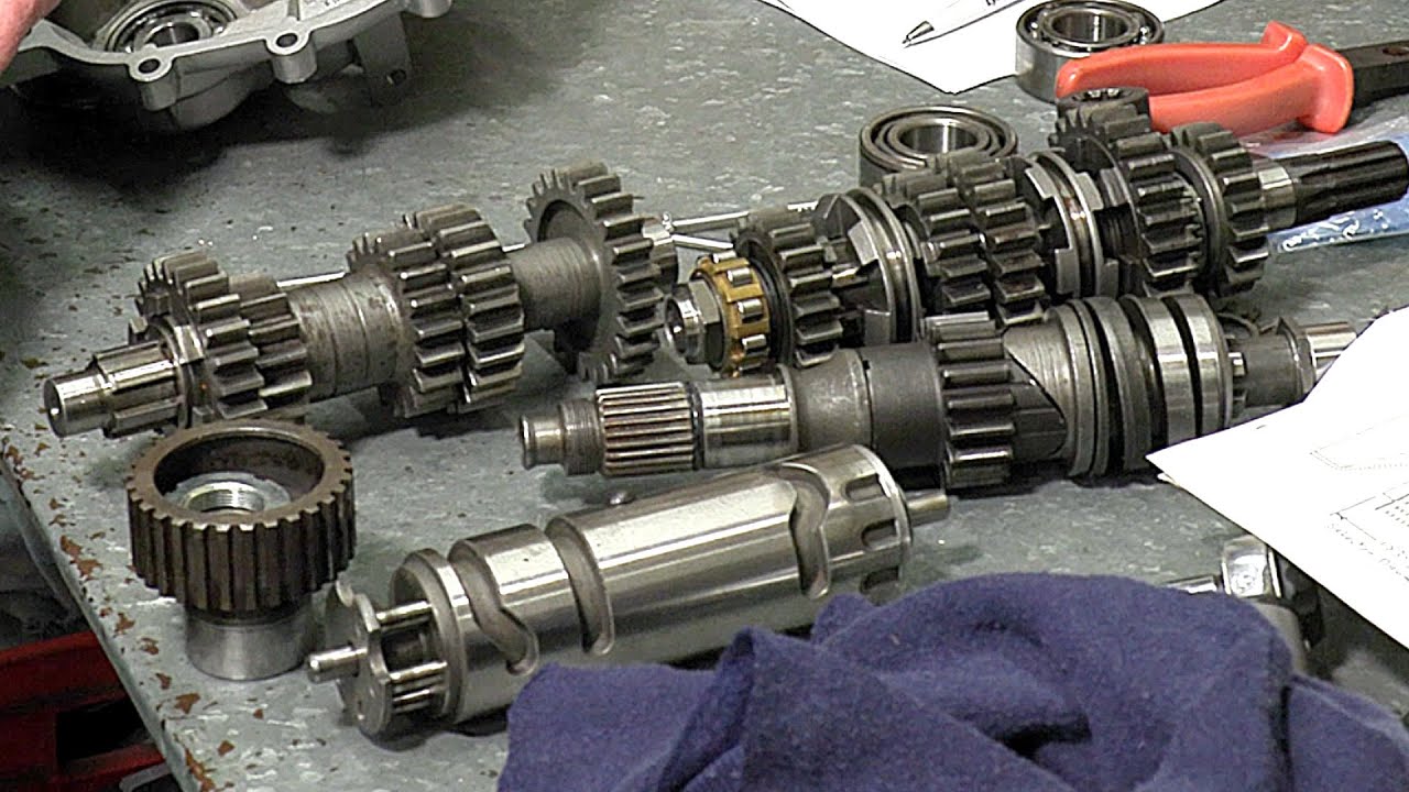 Shimming The Moto Guzzi 5 Speed Gearbox - YouTube