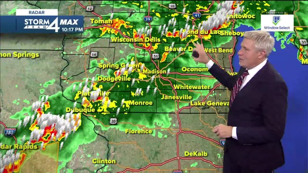 Heavy rain forecasted for late Wednesday night - YouTube