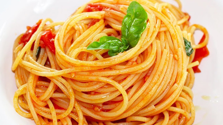 SPAGHETTI AI POMODORINI FRESCHI