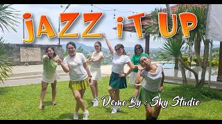 Jazz It Up - Line Dance Demo | Improver Line Dance