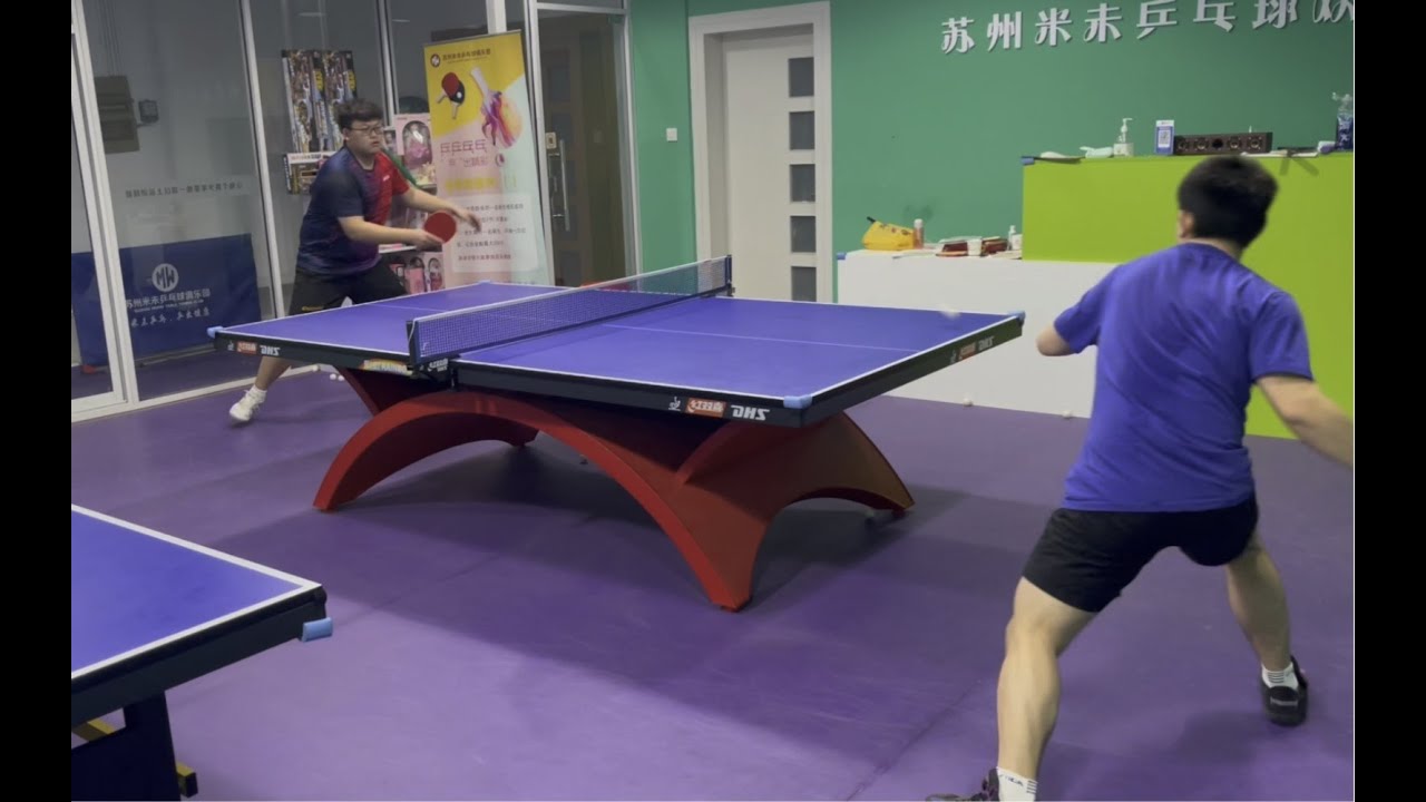 有没有大神或者球友来告诉我 我的反手转正手或中间偏正手 总是失误 感觉一做动作球就出界或者下网