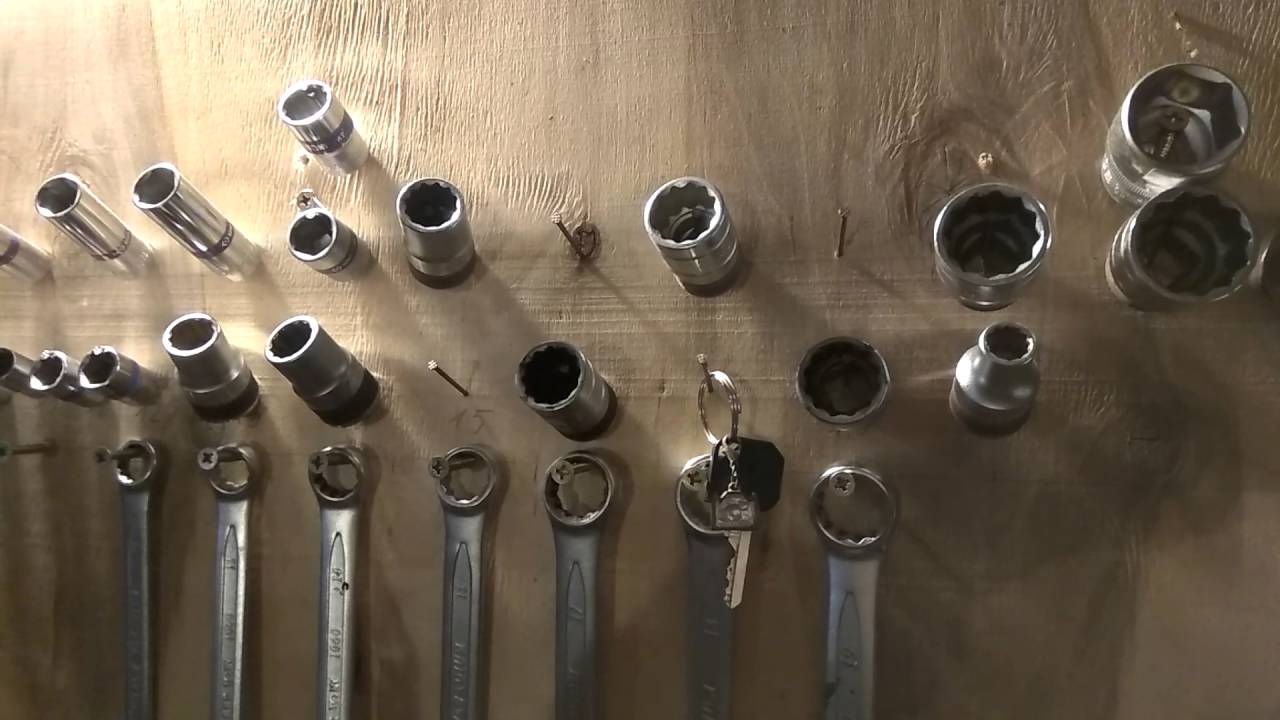 держатель торцевых головок 1/4. держатель торцевых головок 1/4. планка для торцевых головок 3/8. крепление для головок 1/2 планка. самодельный держатель торцевых головок.