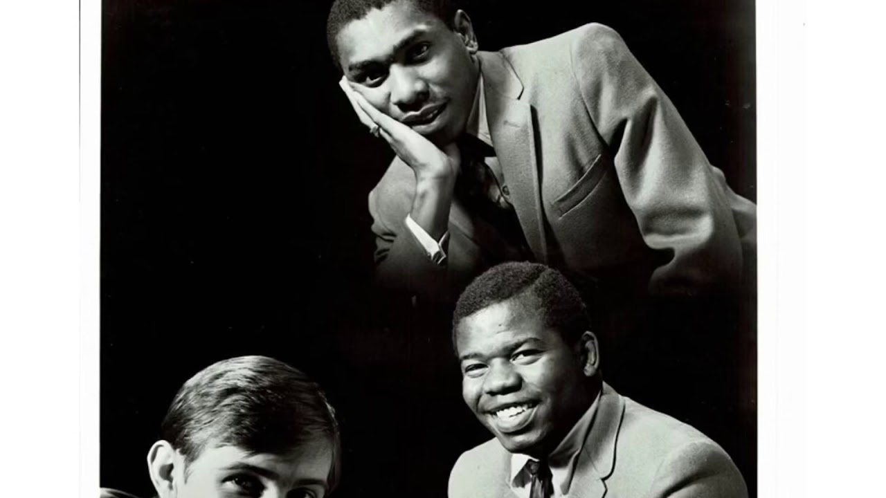 Call Sometime - Rare Demo from Burt Blackarach 's Archives - Salamani Music