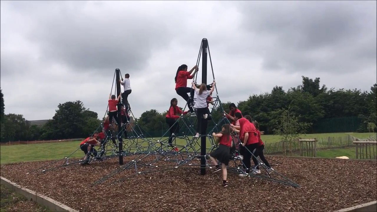 Flowery Field Primary School: The Floor is Lava 6LA