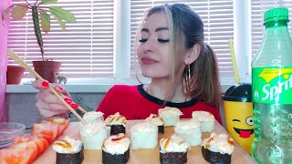 МУКБАНГ | ОГРОМНЫЕ ЗАПЕЧЕННЫЕ РОЛЛЫ | СУШИ | MUKBANG | SUSHI | ROLLS | КАК ЗАБЫТЬ АБЪЮЗЕРА ? ВОПРОСЫ