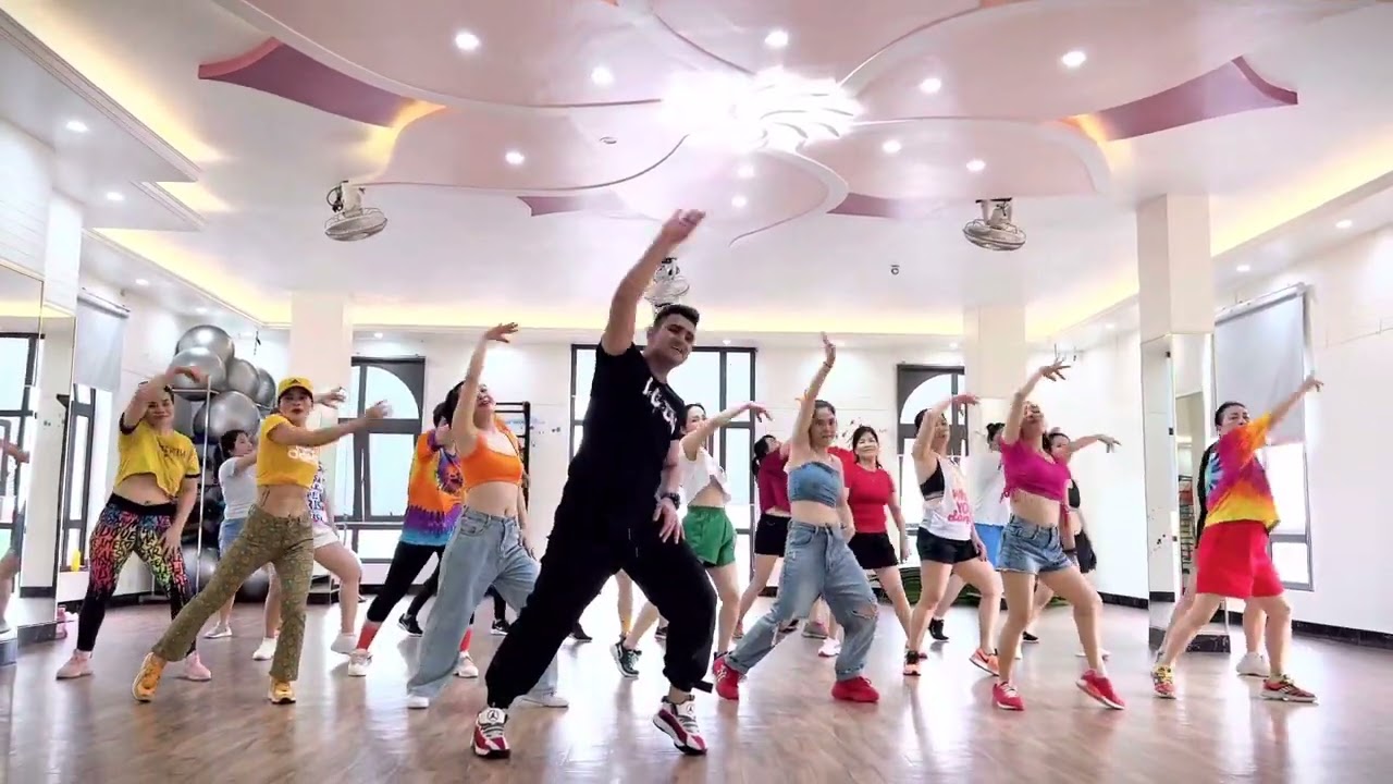 Major Lazer - Sua Cara (Feat. Anitta & Pabllo Vittar)   Zumba   Jaani Dance & Fit