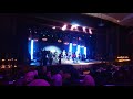 ماشي في ضلها
