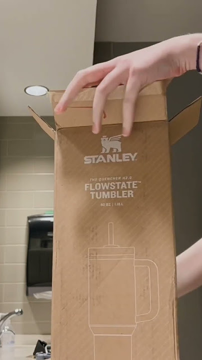 STANLEY UNBOXING - 40oz in the color dune 🤤🤎 #stanleycup