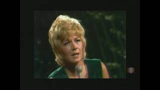 Sammi Smith - Help Me Make It Through the Night (Live 1971)