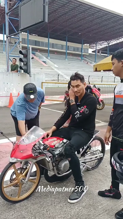 Sekencang ini jet darat milik artis terkenal Darius sinathrya | #darius #dragbike #words