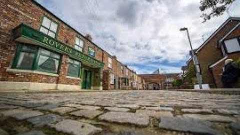 Coronation Street legend making shock comeback five years after quitting the soap bad news for Gemma