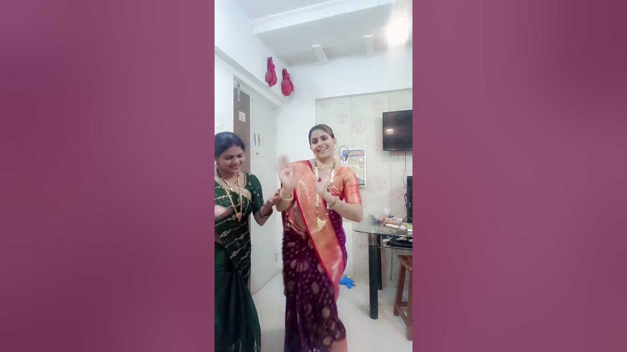 navra pahije Gora Gora #viralshort #Marathi #songs #dance navra pahije Gora Gora #viralshort #Marathi #songs #dance