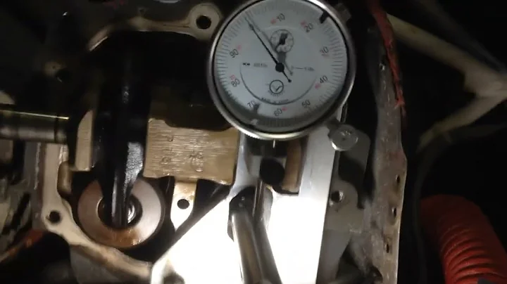 Performing the Lycoming Cylinder Valve"Wobble Test"