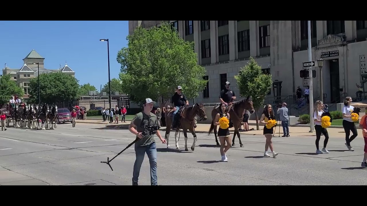 Budweiser Clydesdale horses followthehitch 6222 Wichita KS YouTube
